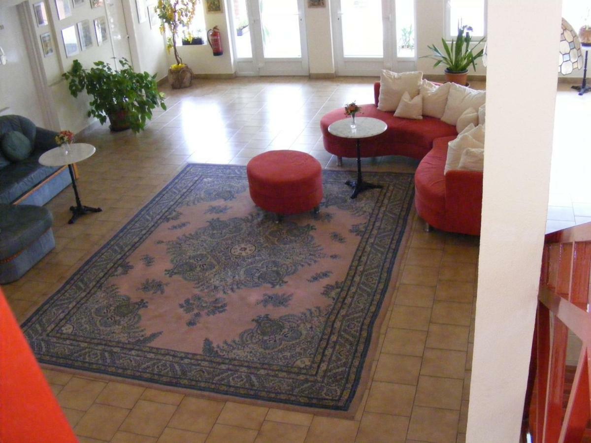 Hotel Pelikan Hodmezovasarhely Luaran gambar